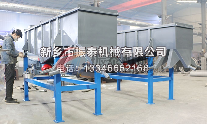 525-4层膨润土猫砂直线振动筛